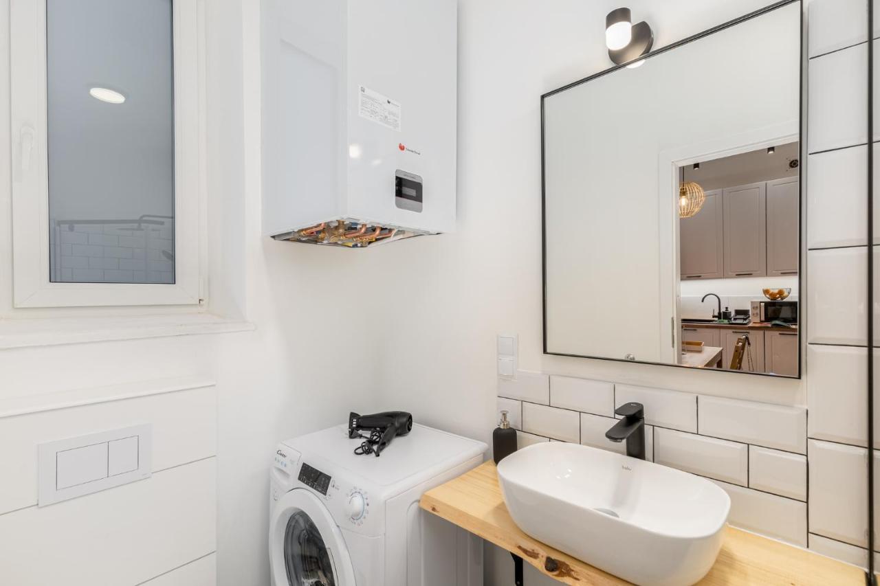 Charming Aparments In Perfect Location Apartment คราคูฟ ภายนอก รูปภาพ